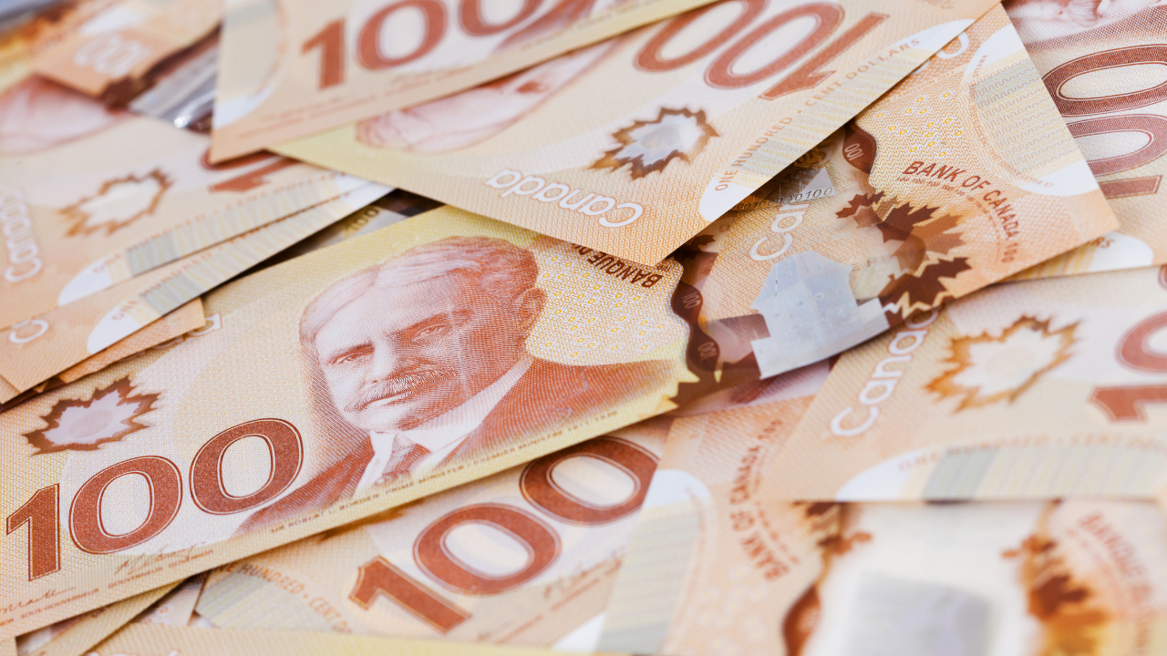 Canadian Dollars - Canva
