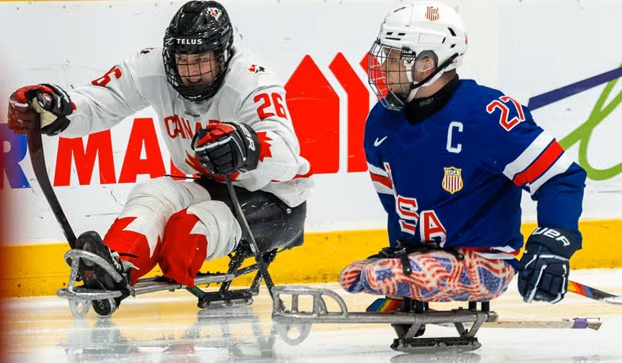 Para Hockey Players - Photo: Canadian Paralympic Committee